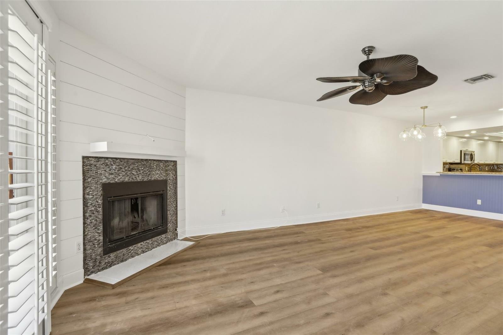 Property Photo: 269 Madeira Circle FL 33715