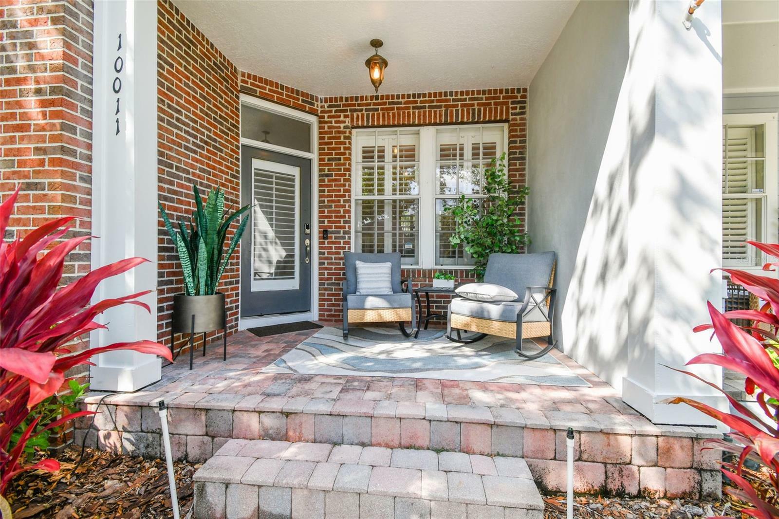 Property Photo: 10011 Parley Drive FL 33626