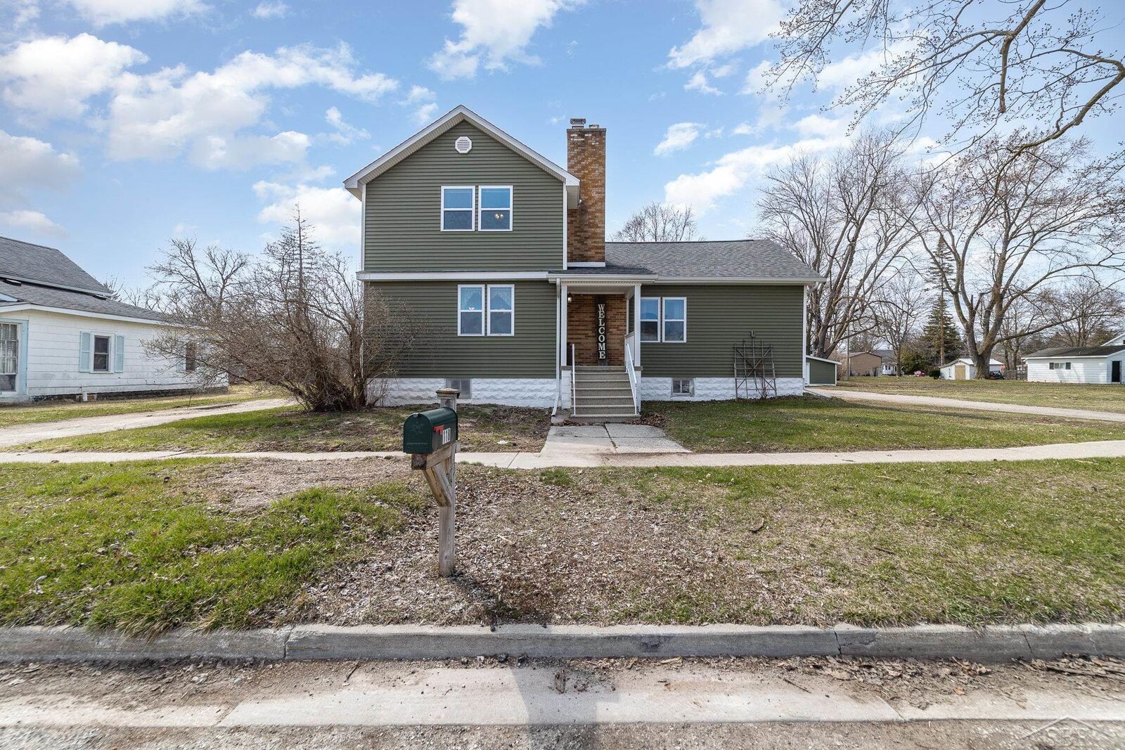 Property Photo: 118 S Front Street MI 48658