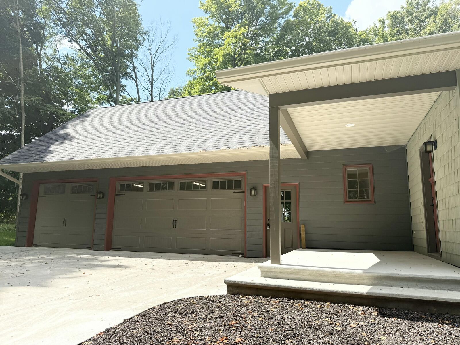 Property Photo: 8606 Lakewood Trail MI 49103