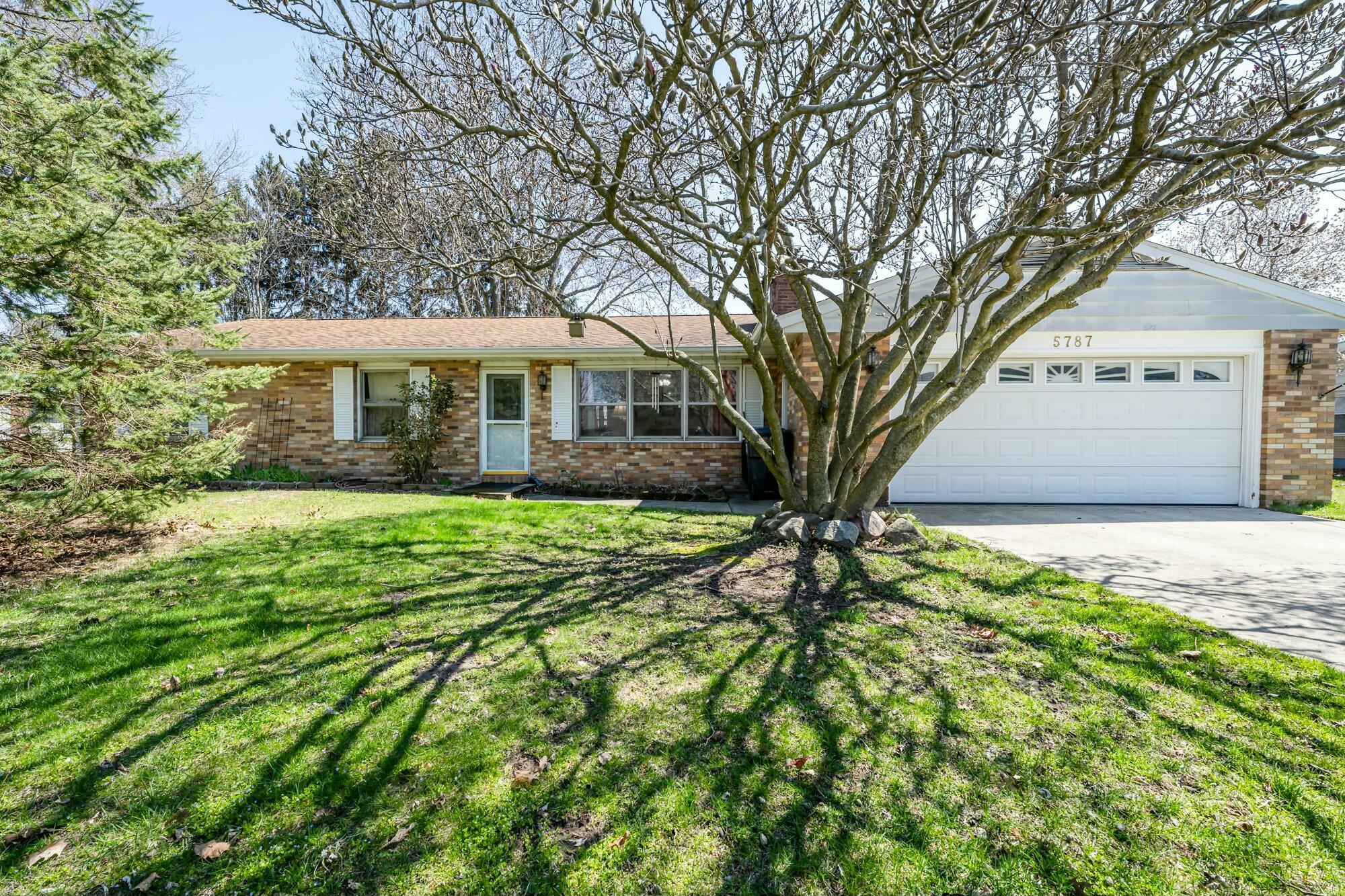 5787 Demorrow Rd  Stevensville MI 49127 photo