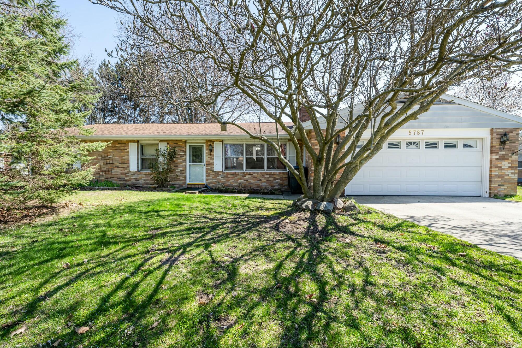 Property Photo:  5787 Demorrow Rd  MI 49127 