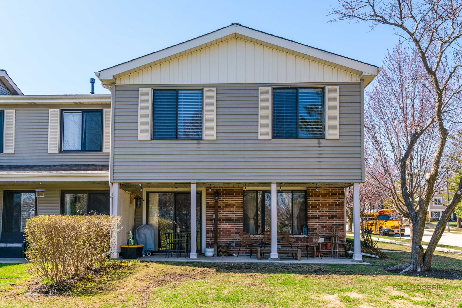 Property Photo: 1013 Polk Court IL 60061