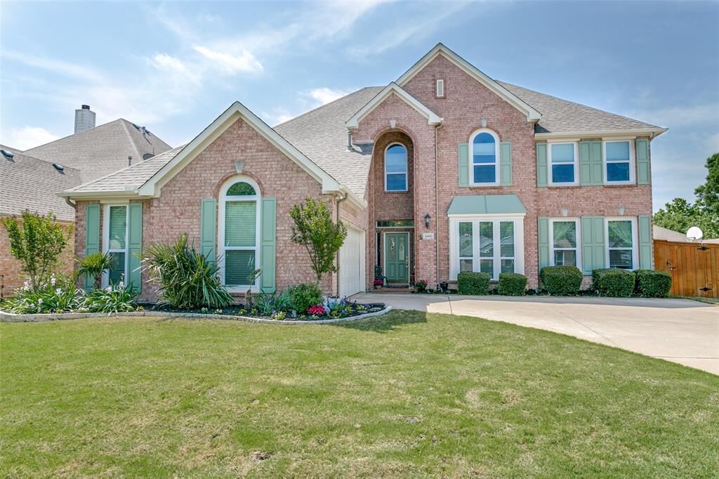 Property Photo:  2806 Countryside Trail  TX 76248 