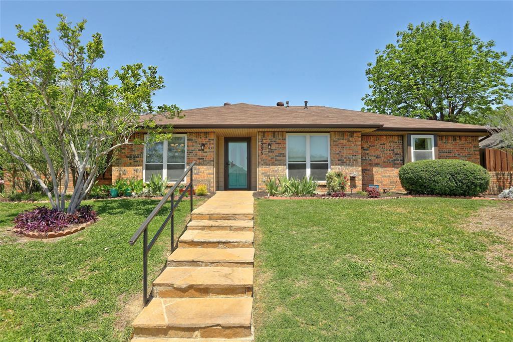 Property Photo: 2235 Woodcreek TX 75006