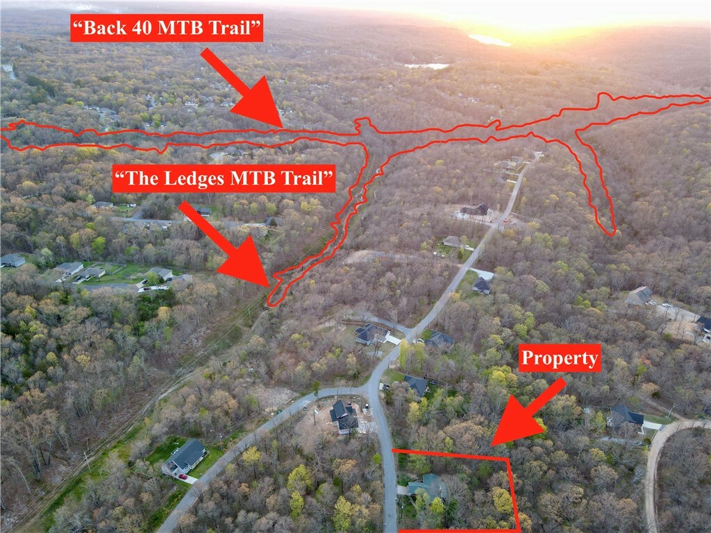 Property Photo: 16 Chichester Circle AR 72714