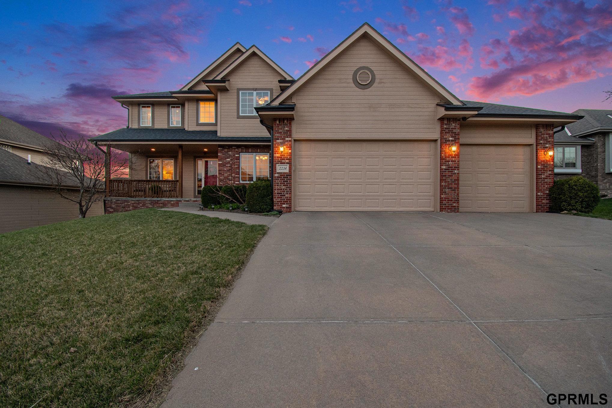 Property Photo: 2214 N 169 Street NE 68116
