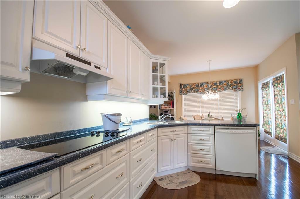 Property Photo: 549 Sundance Place ON N6G 5J9