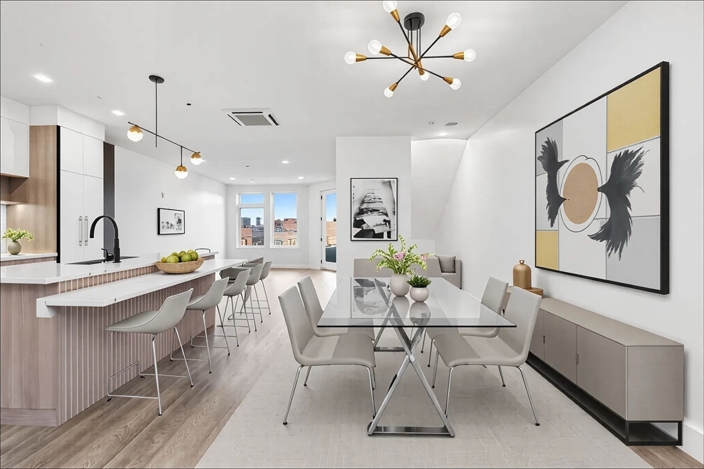 Property Photo:  29 Woodford St 2  MA 02125 