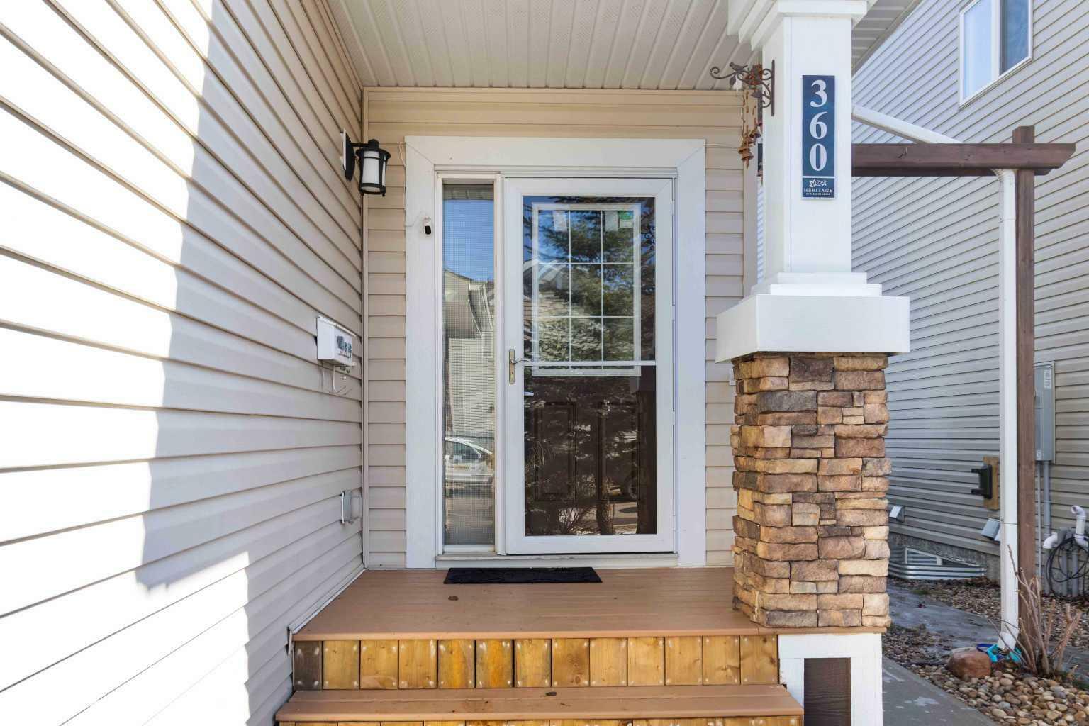 Photo de la propriété: 360 Dixon Road AB T9K 2X9