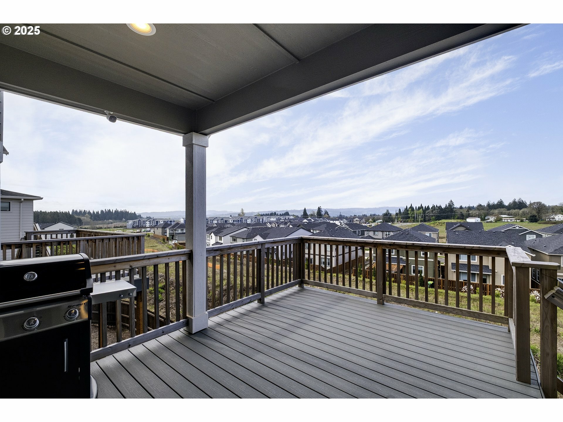 Property Photo: 12395 SW Silvertip St OR 97007