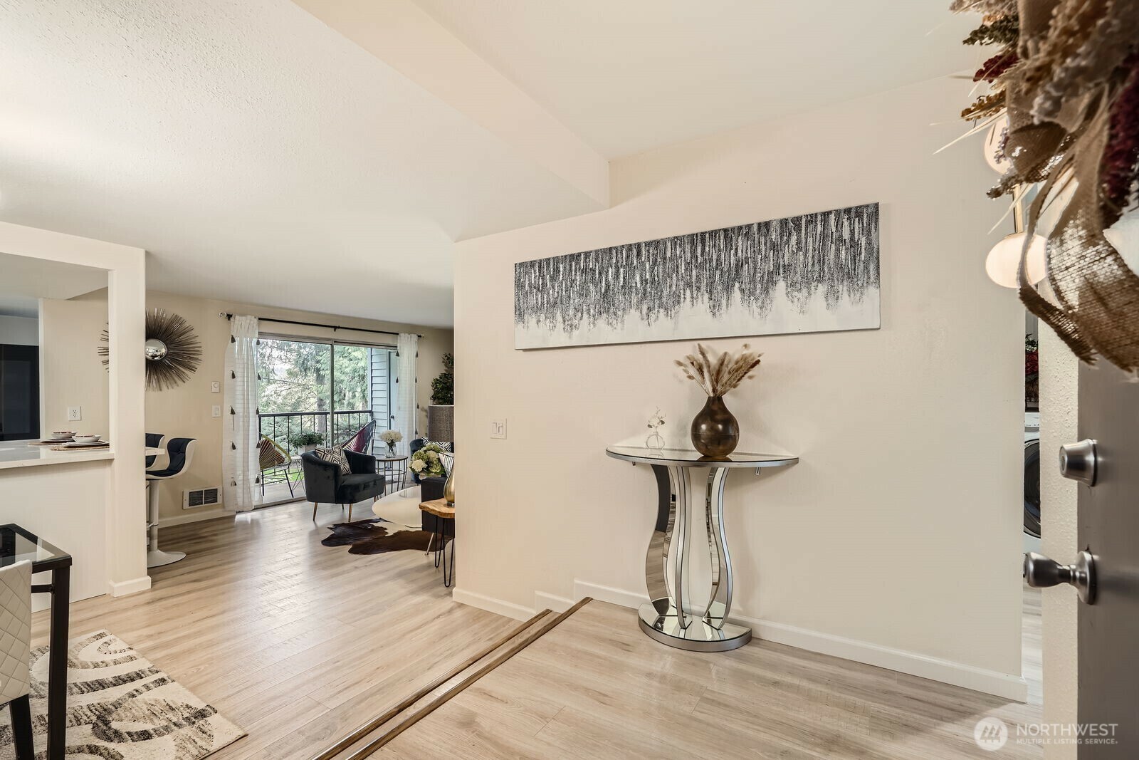 Property Photo: 4727 W Lake Sammamish Parkway SE B202 WA 98027