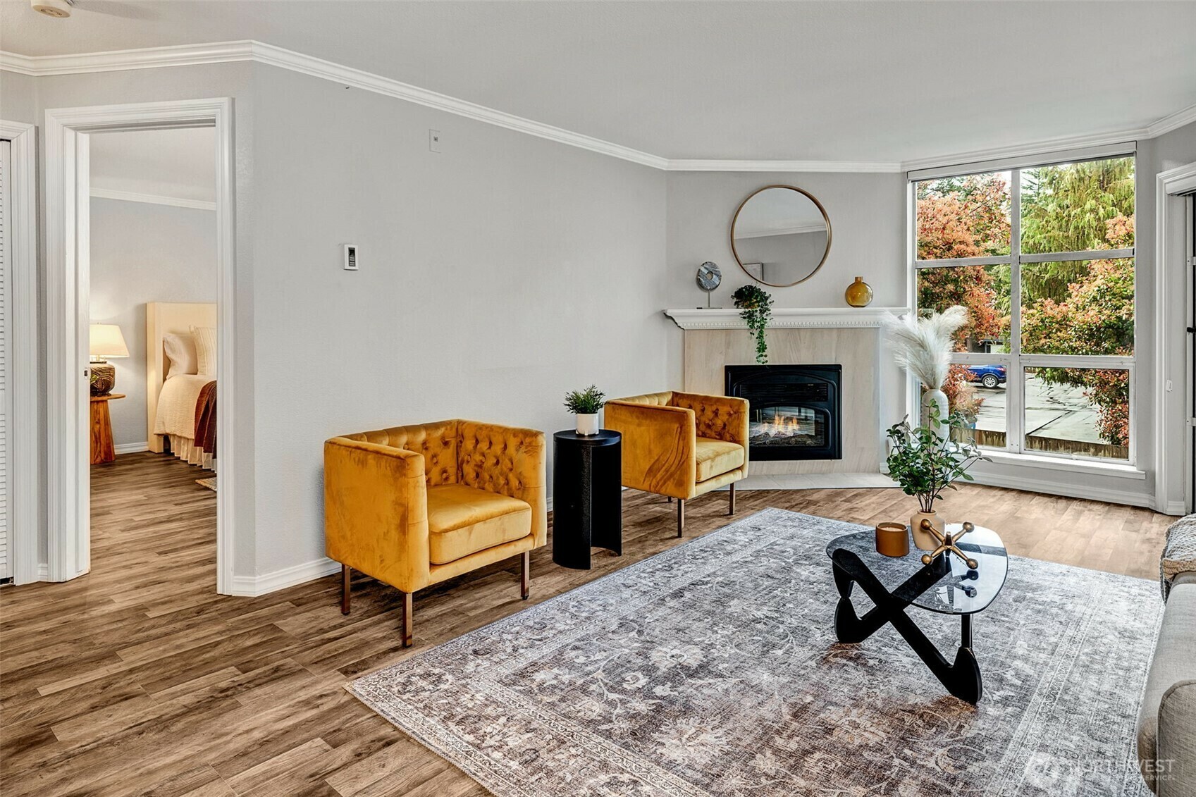 Property Photo:  424  102nd Avenue SE 104  WA 98004 