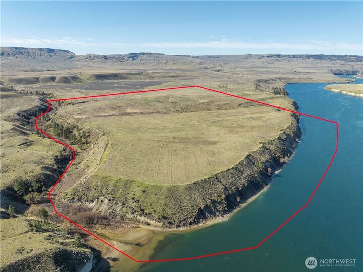 Property Photo: 1163 Strahl Canyon Road WA 99133