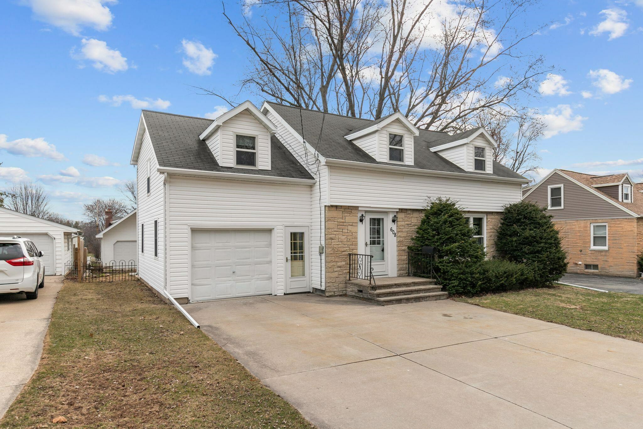 Property Photo: 608 Harrison Street WI 54140