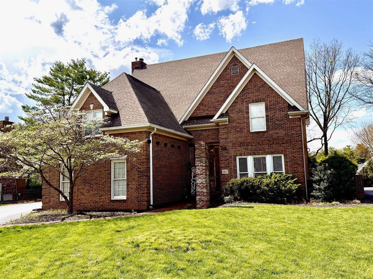 Property Photo: 1027 Fairway Street KY 42103