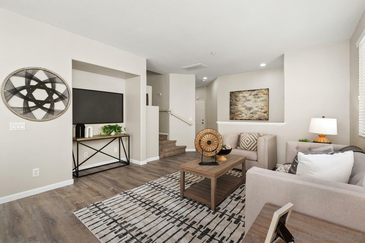 Property Photo: 25190 Crest Haven St 3 CA 92562