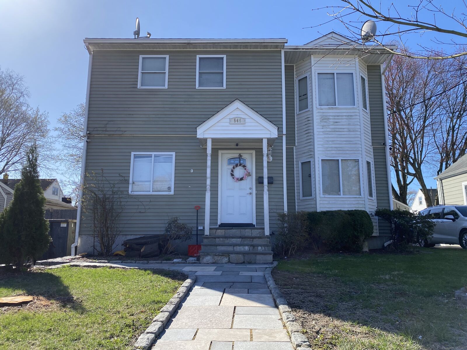 Property Photo:  545 Burnsford Avenue  CT 06606 