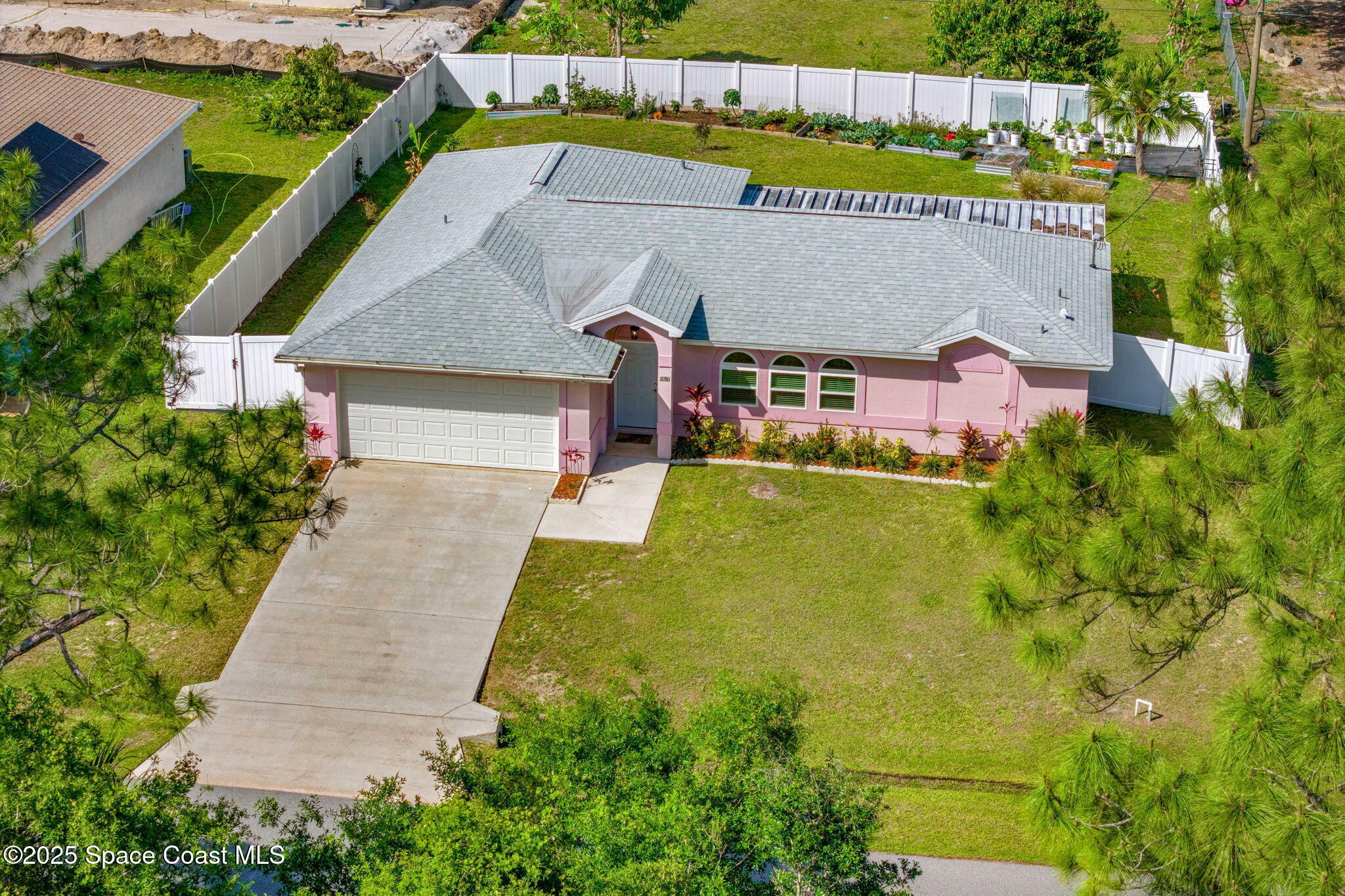 Property Photo: 1421 Sandusky Street SE FL 32909
