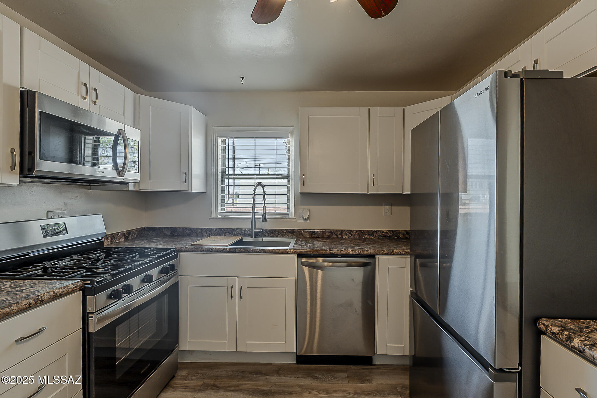 Property Photo: 2320 N Camilla Boulevard AZ 85716