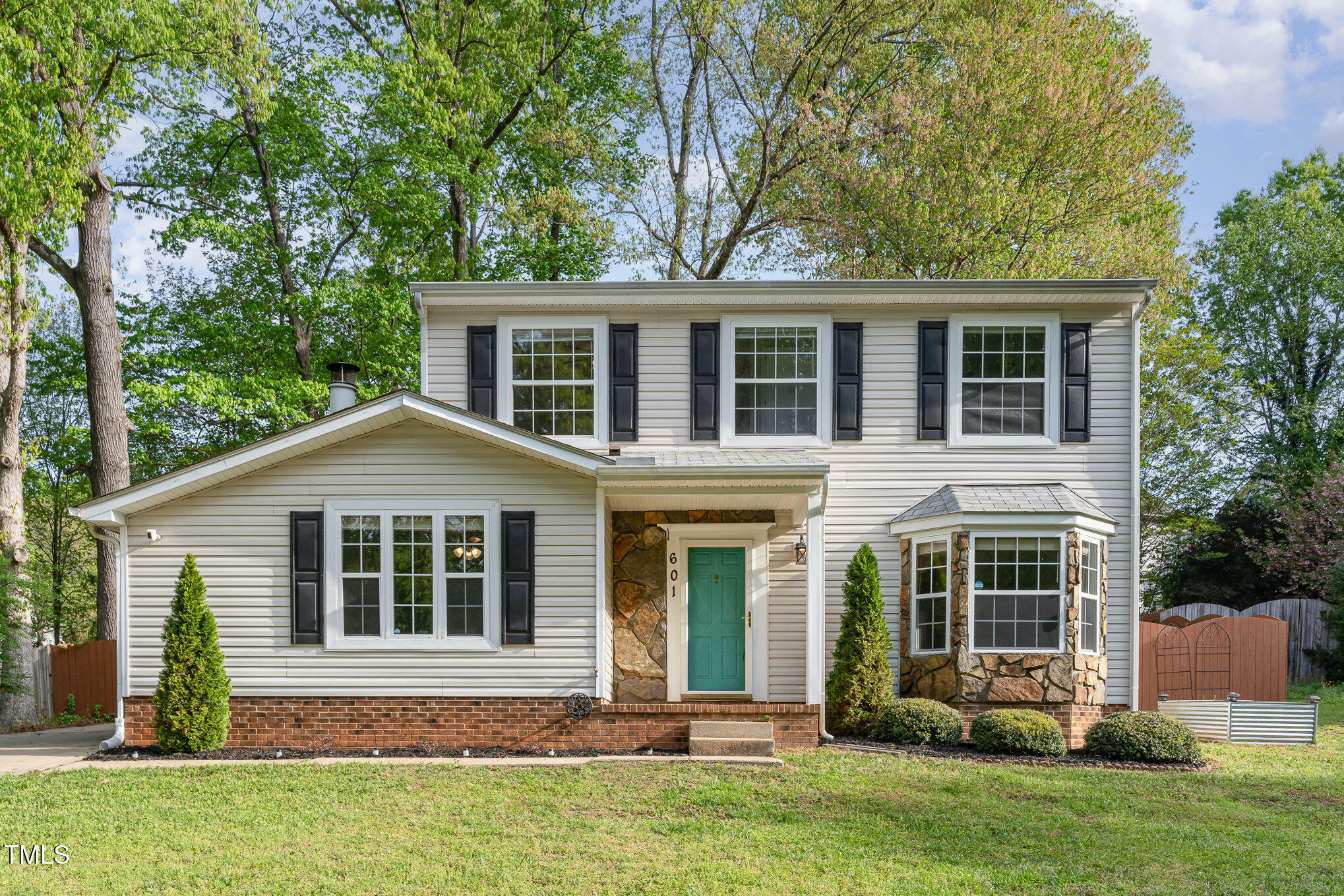 Property Photo: 601 E Dynasty Drive NC 27513