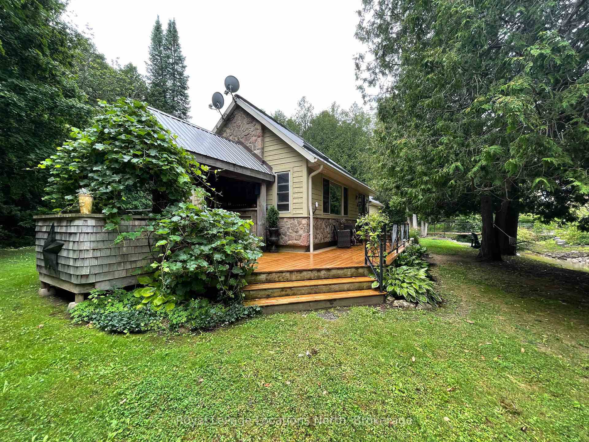 9265 County 9 Road  Clearview ON L0M 1G0 photo