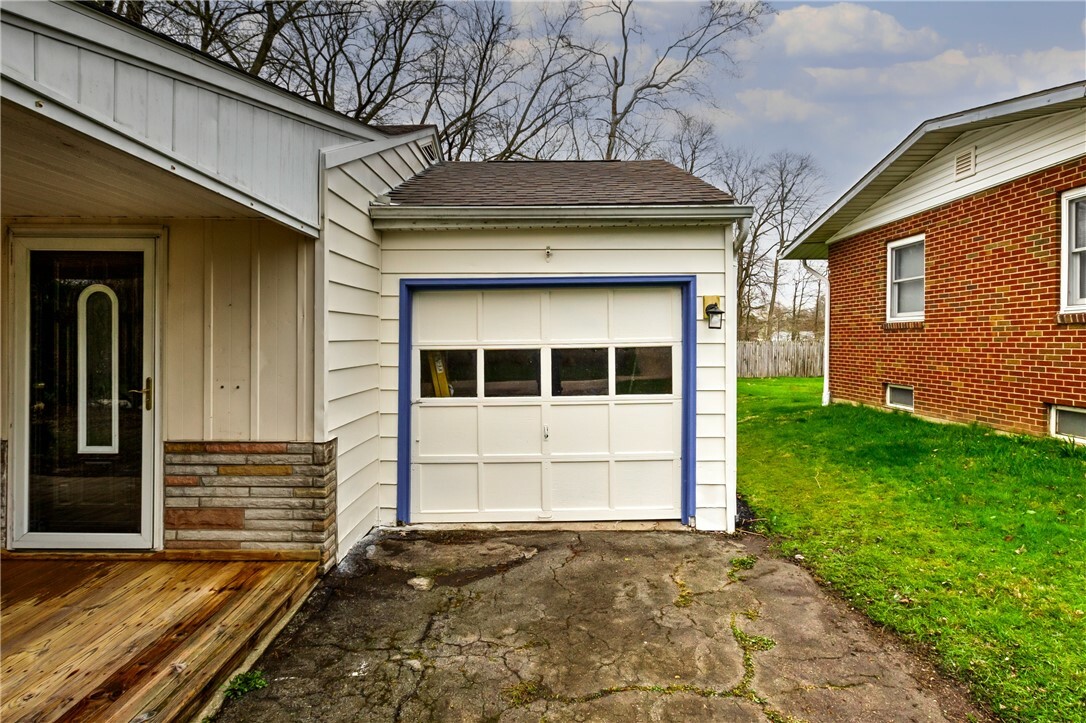 Property Photo: 406 Patton Ave PA 16121