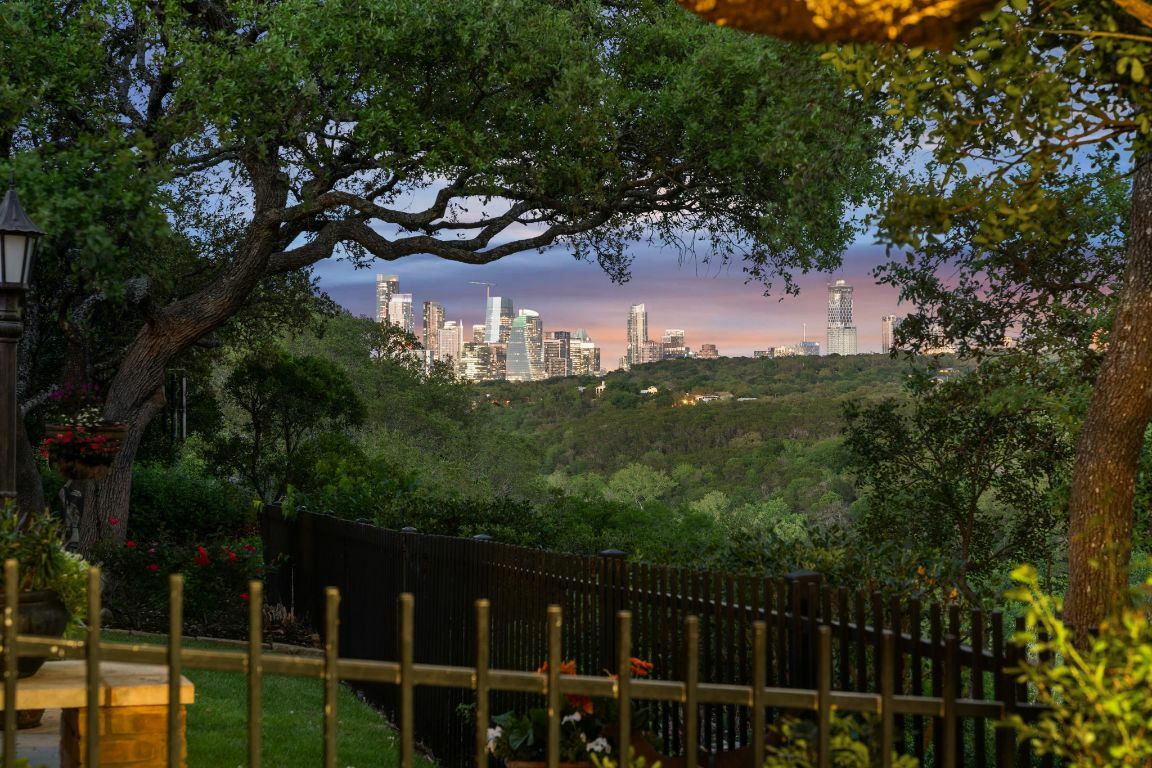 2717 Bartons Bluff Lane  Austin TX 78746 photo