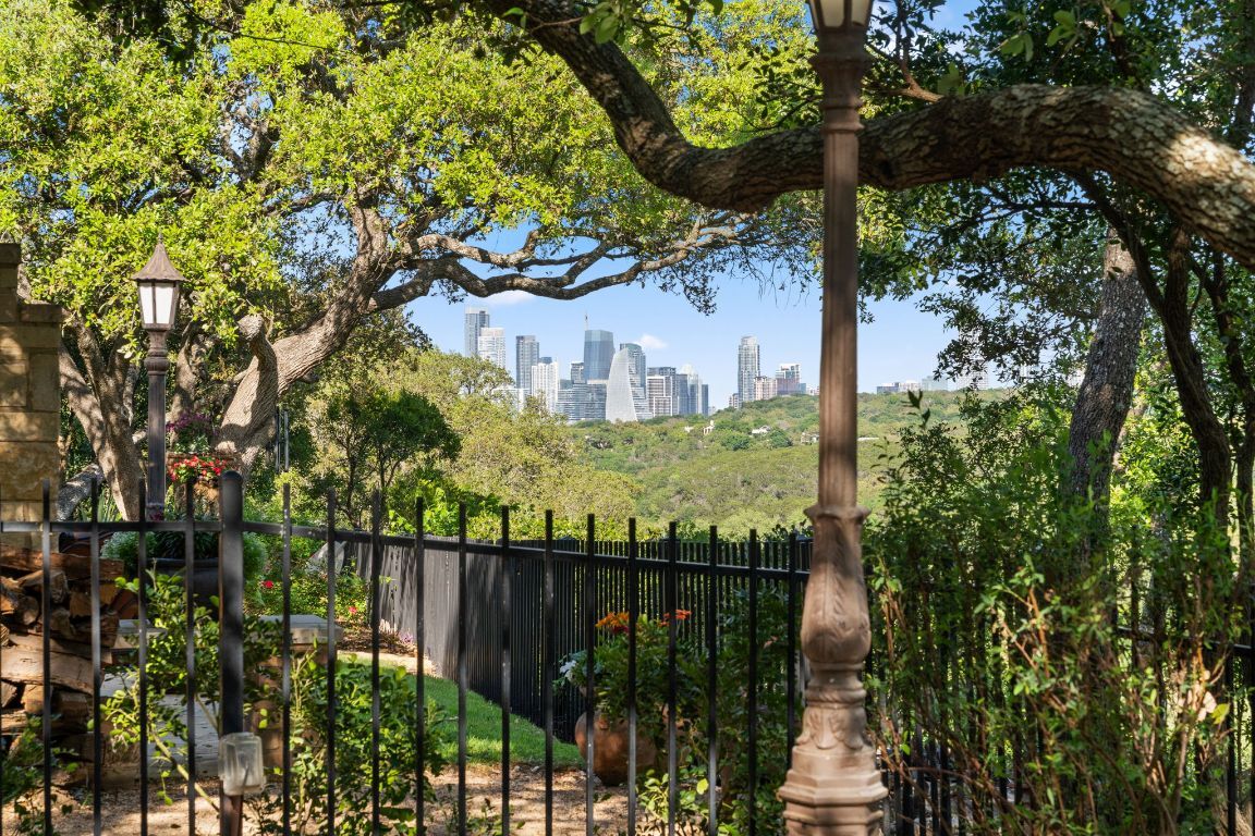 2717 Bartons Bluff Lane  Austin TX 78746 photo