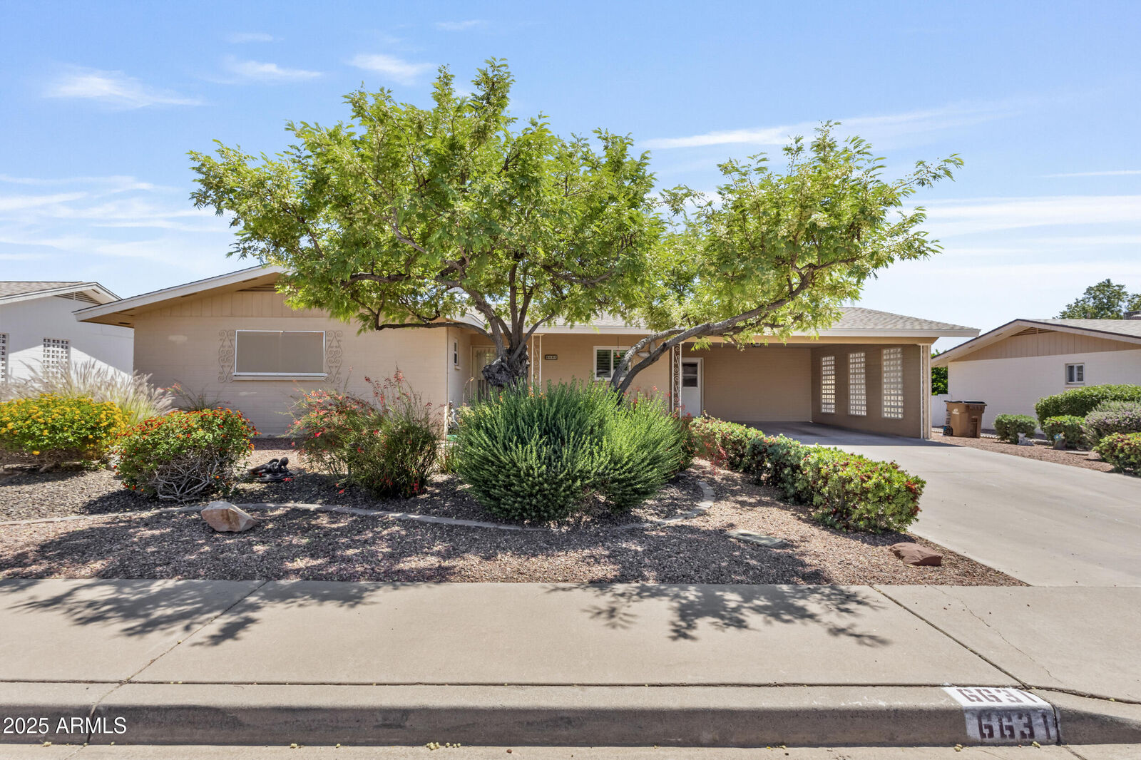 Property Photo:  6631 E Dallas Street  AZ 85205 