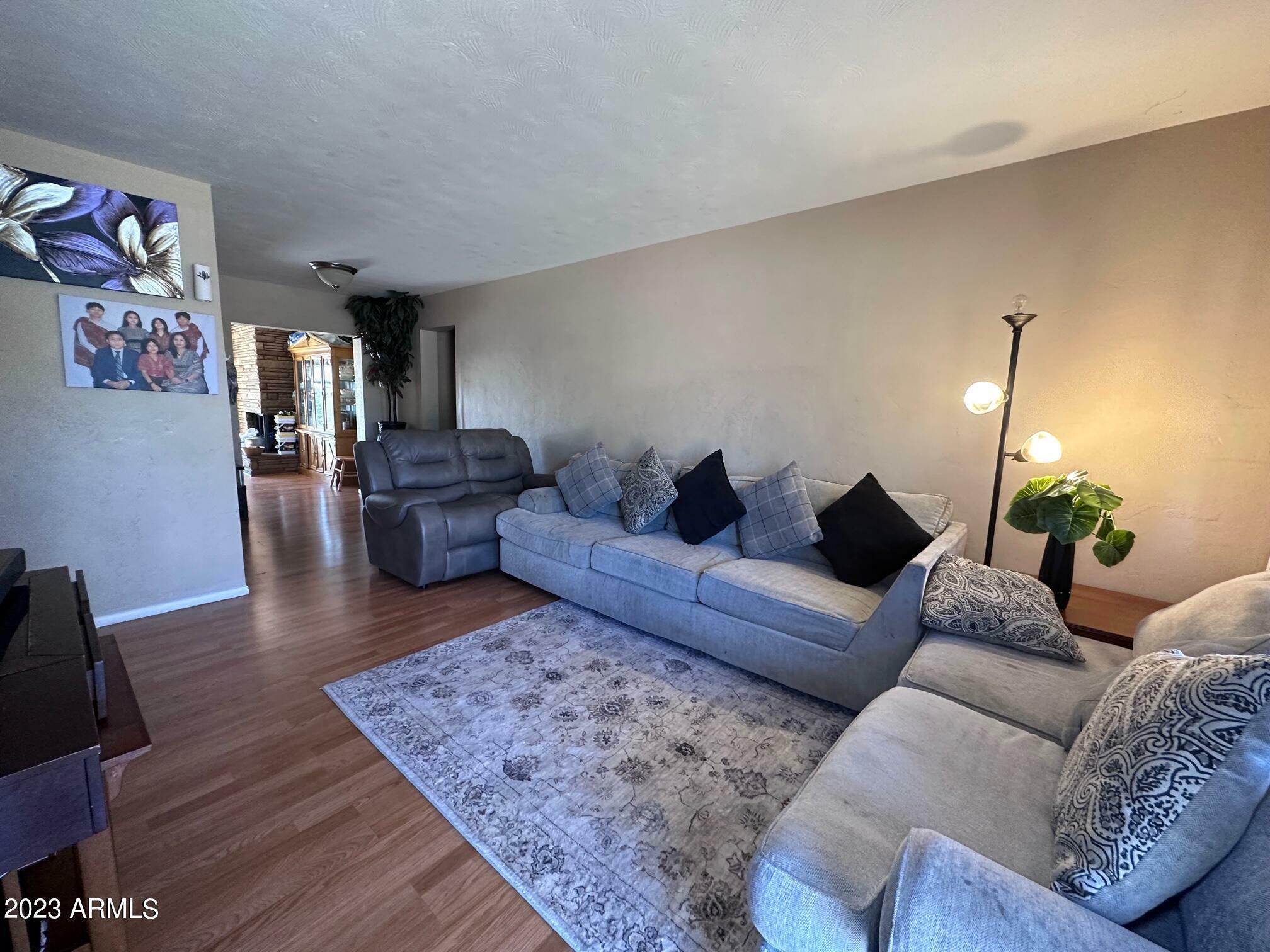 Property Photo: 2729 W Keim Drive AZ 85017