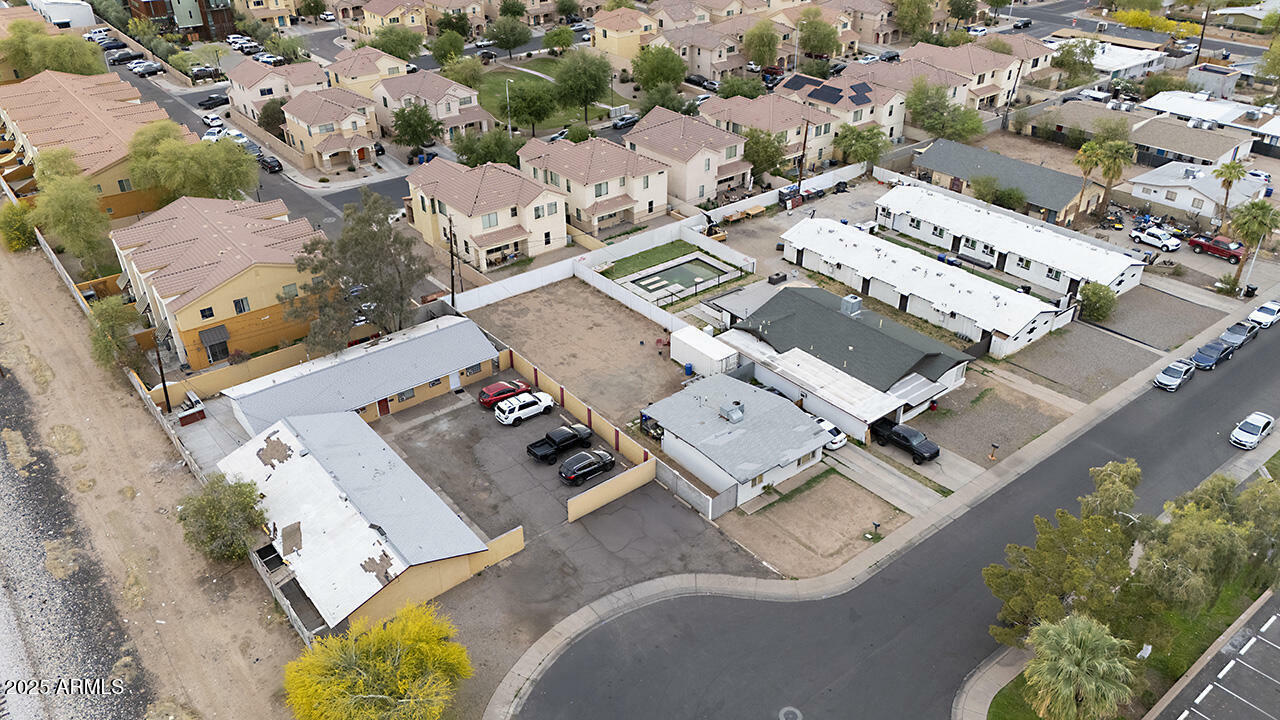 Property Photo: 1424 S Stanley Place AZ 85281