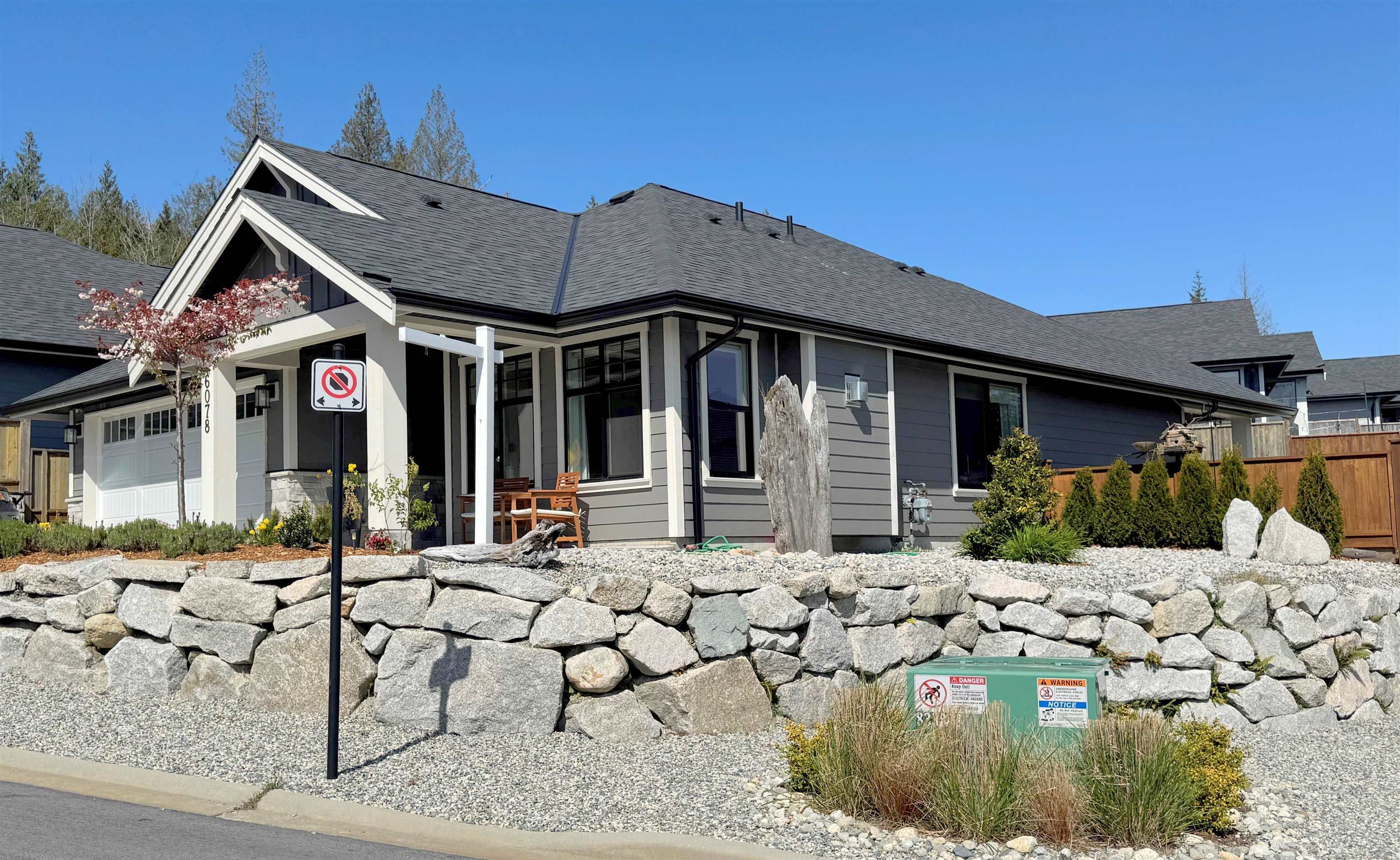 Property Photo: 6078 Kingbird Avenue BC V7Z 0S4