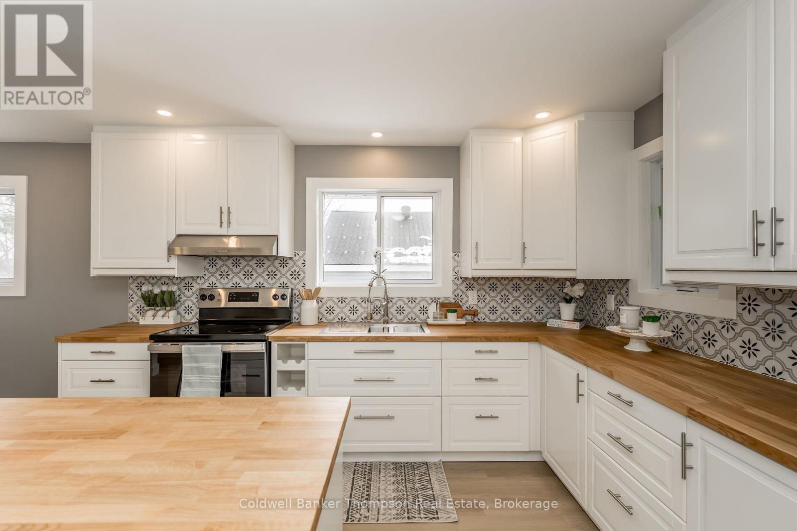 Photo de la propriété: 20 Lansdowne Street West ON P1H 1W1