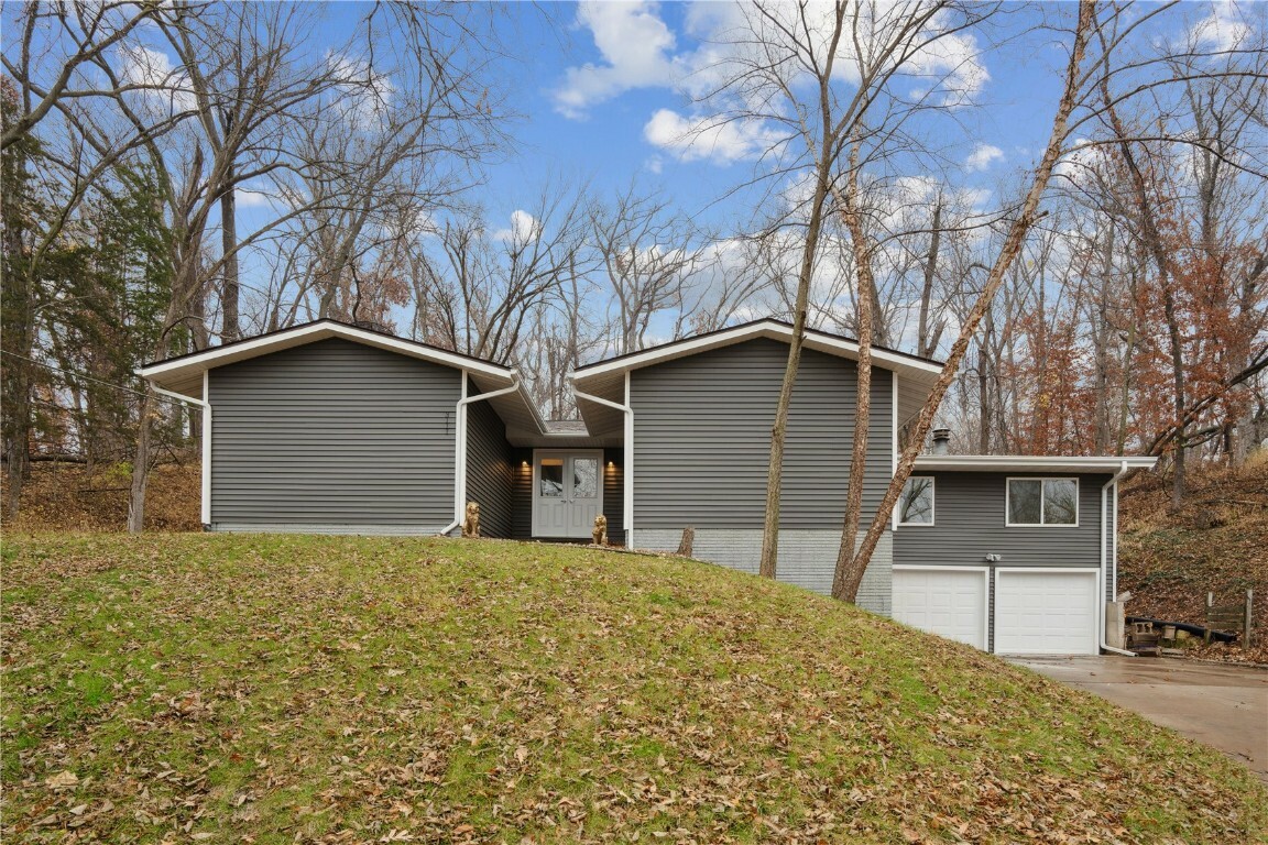 Property Photo: 3111 Carroll Drive SE IA 52403
