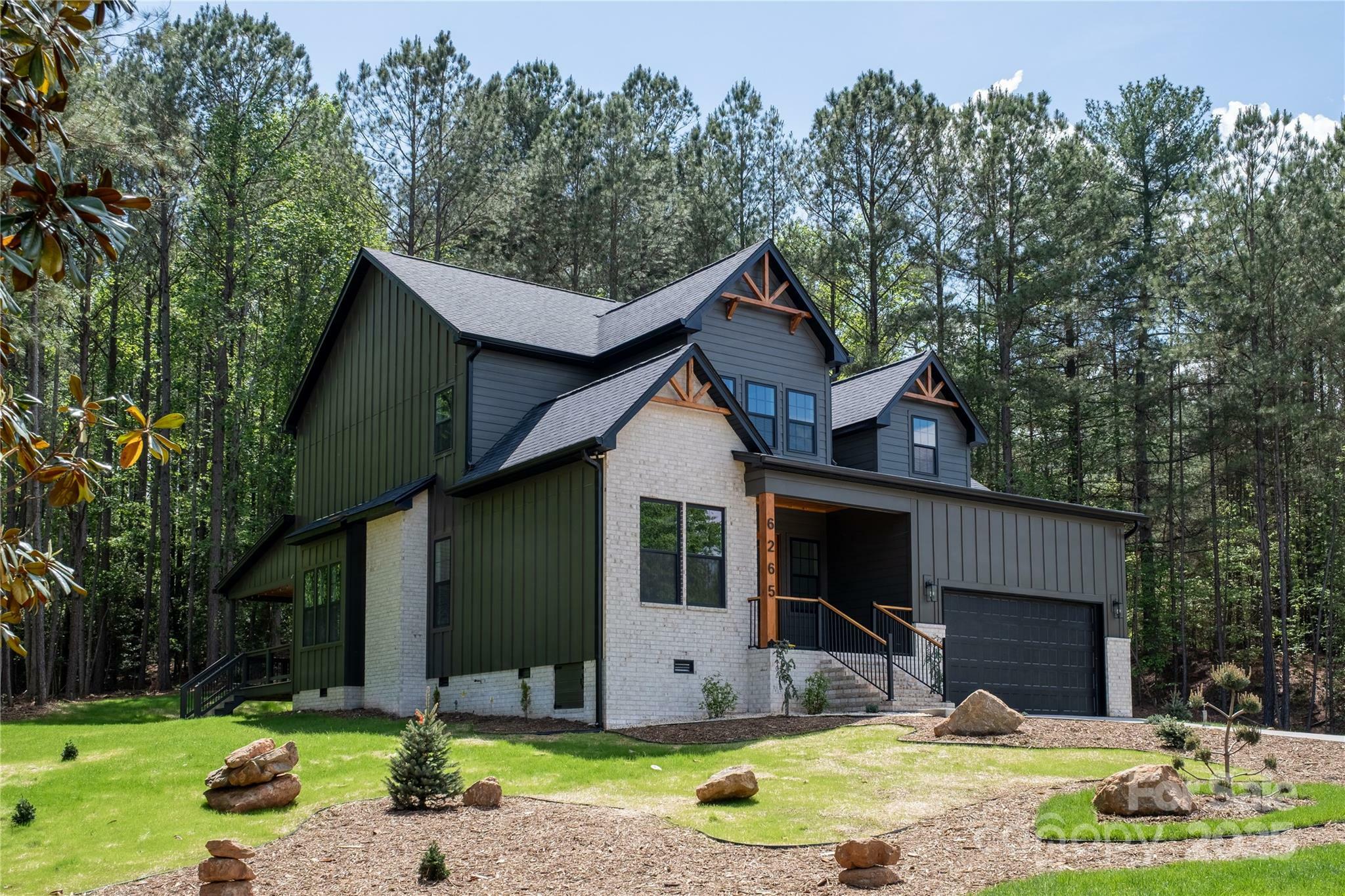 Property Photo: 6265 Riviera Run Estates Drive NC 28601