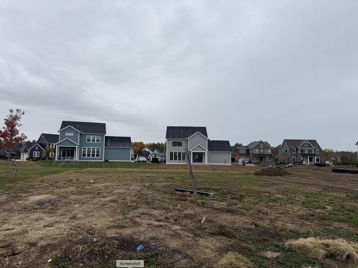 Property Photo:  7872 Sparrow Run Drive  OH 43064