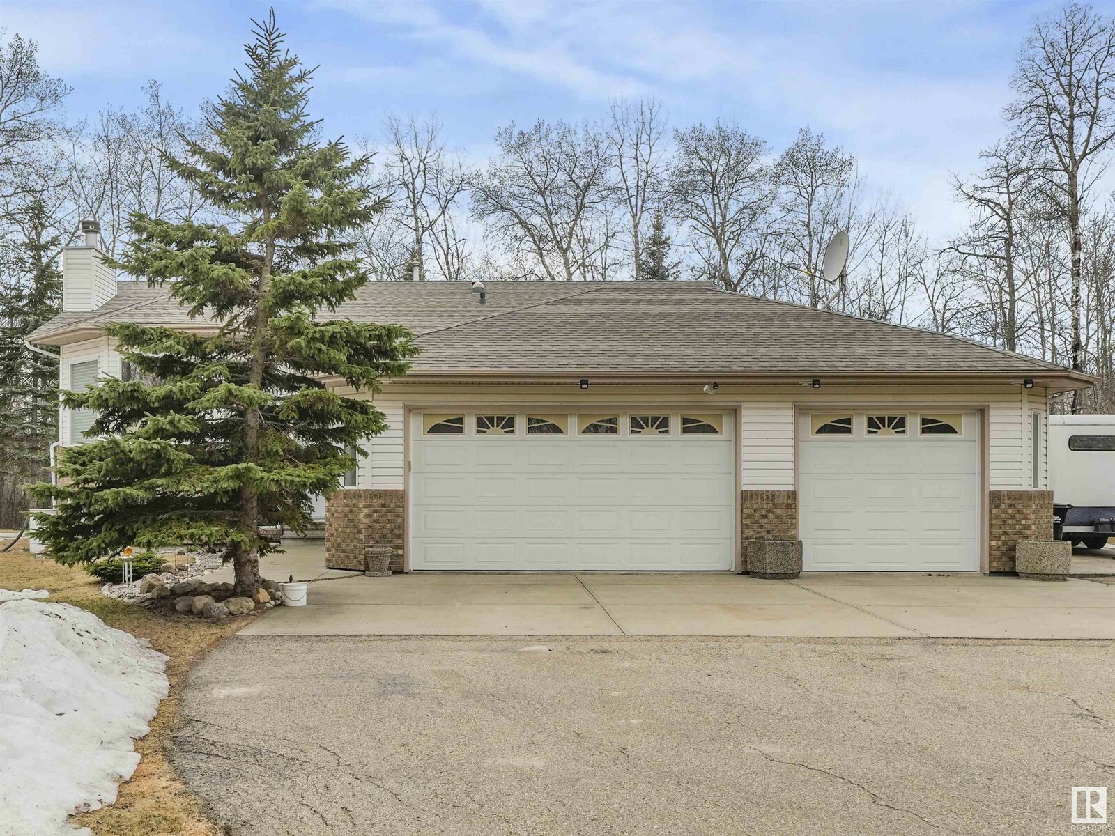 Photo de la propriété: 52420 Rge Road 213 AB T8G 2E7