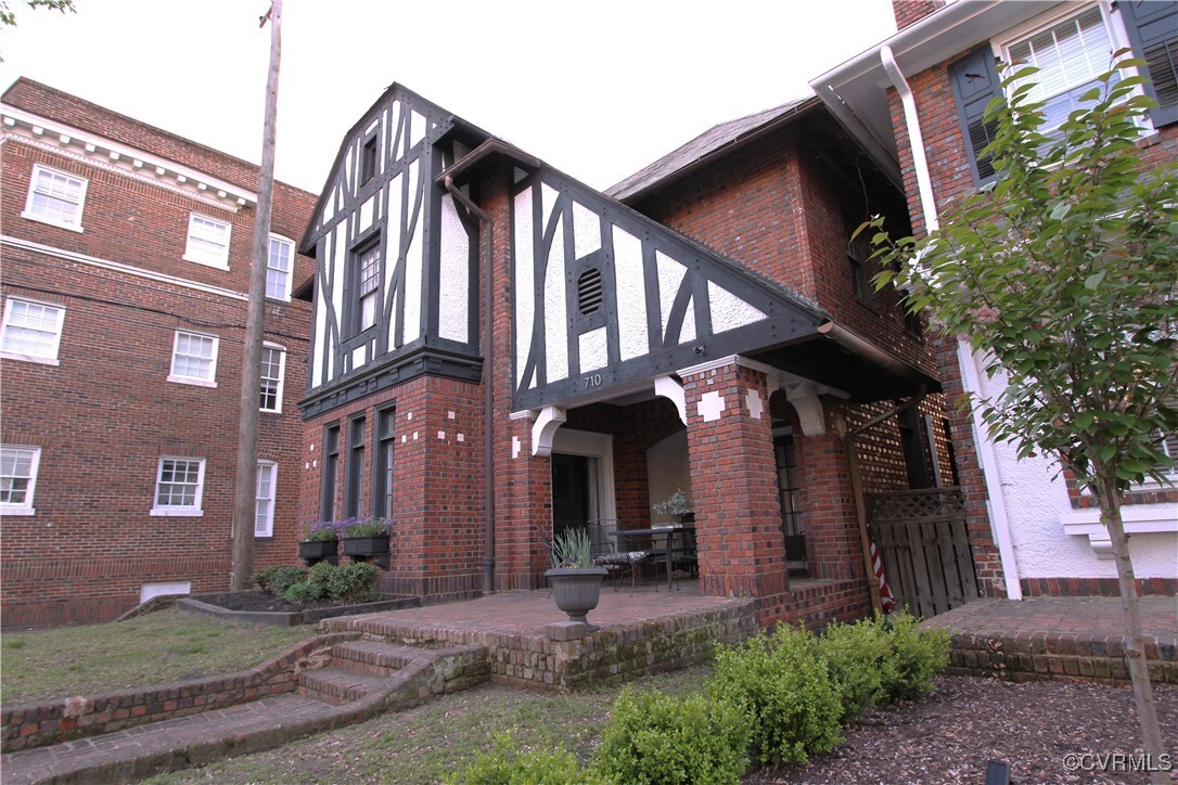 Property Photo: 710 N Arthur Ashe Boulevard VA 23220
