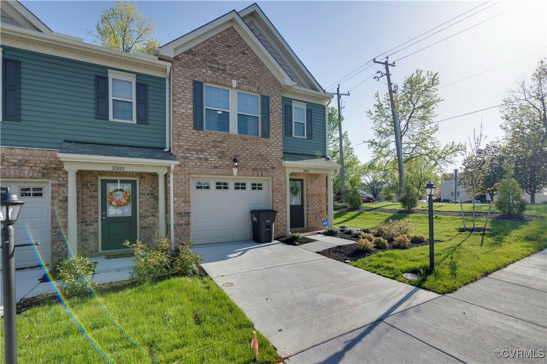 Property Photo: 3501 Middlewich Way VA 23231