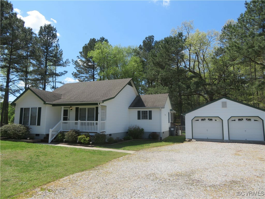Property Photo: 4024 West Drive VA 23803