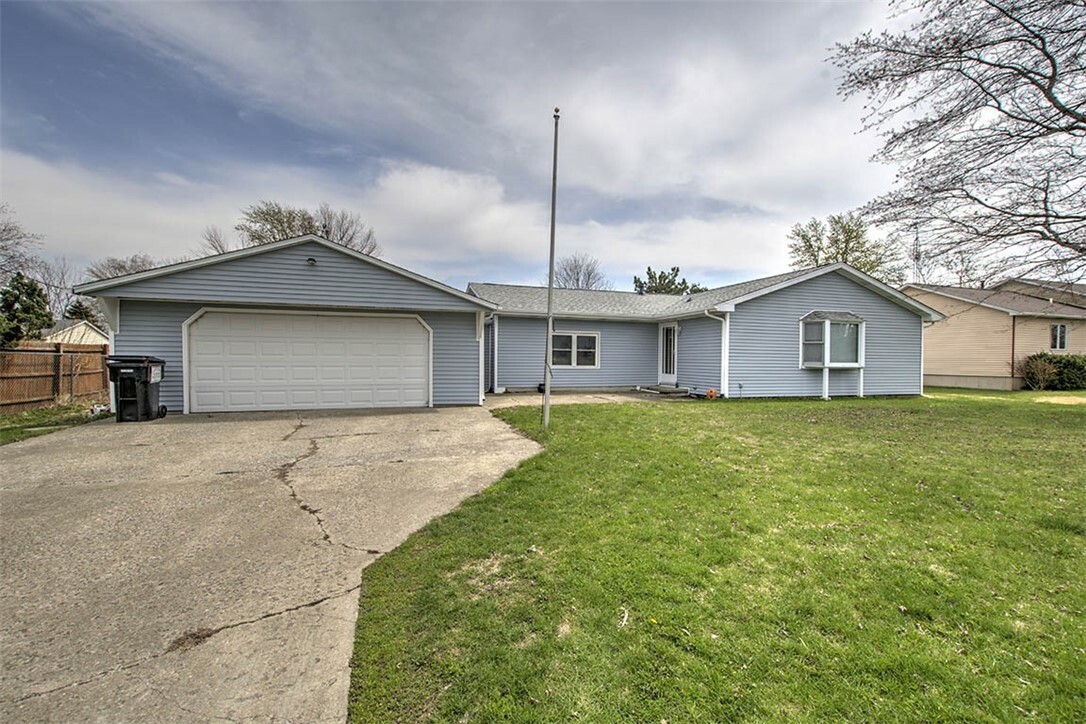 Property Photo: 4560 Needle Road IL 62526