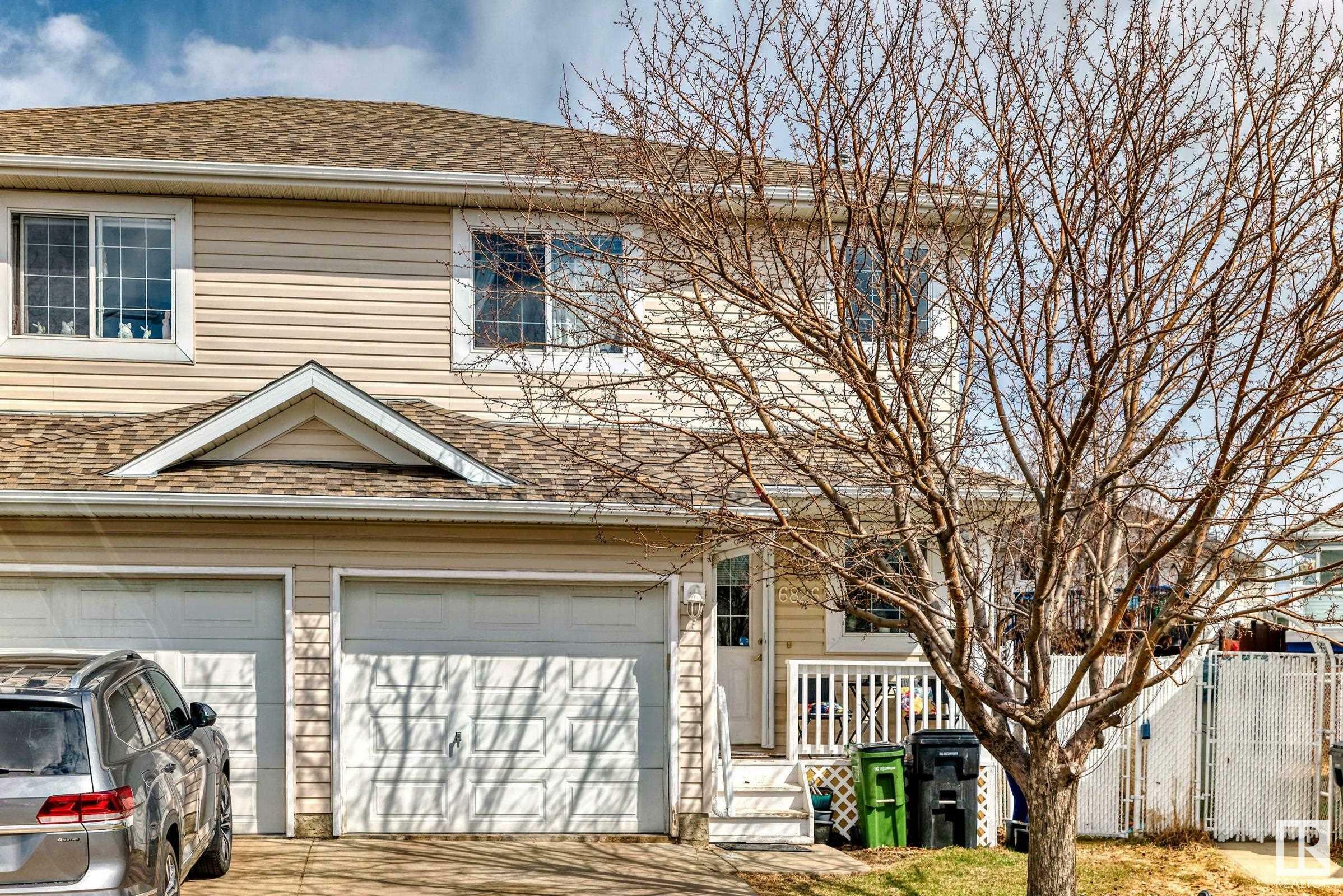 Property Photo: 6826 159A Avenue NW AB T5Z 3N9
