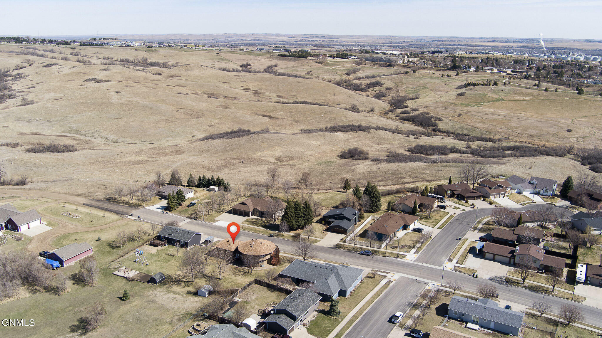 Property Photo: 1005 Lohstreter Road ND 58554