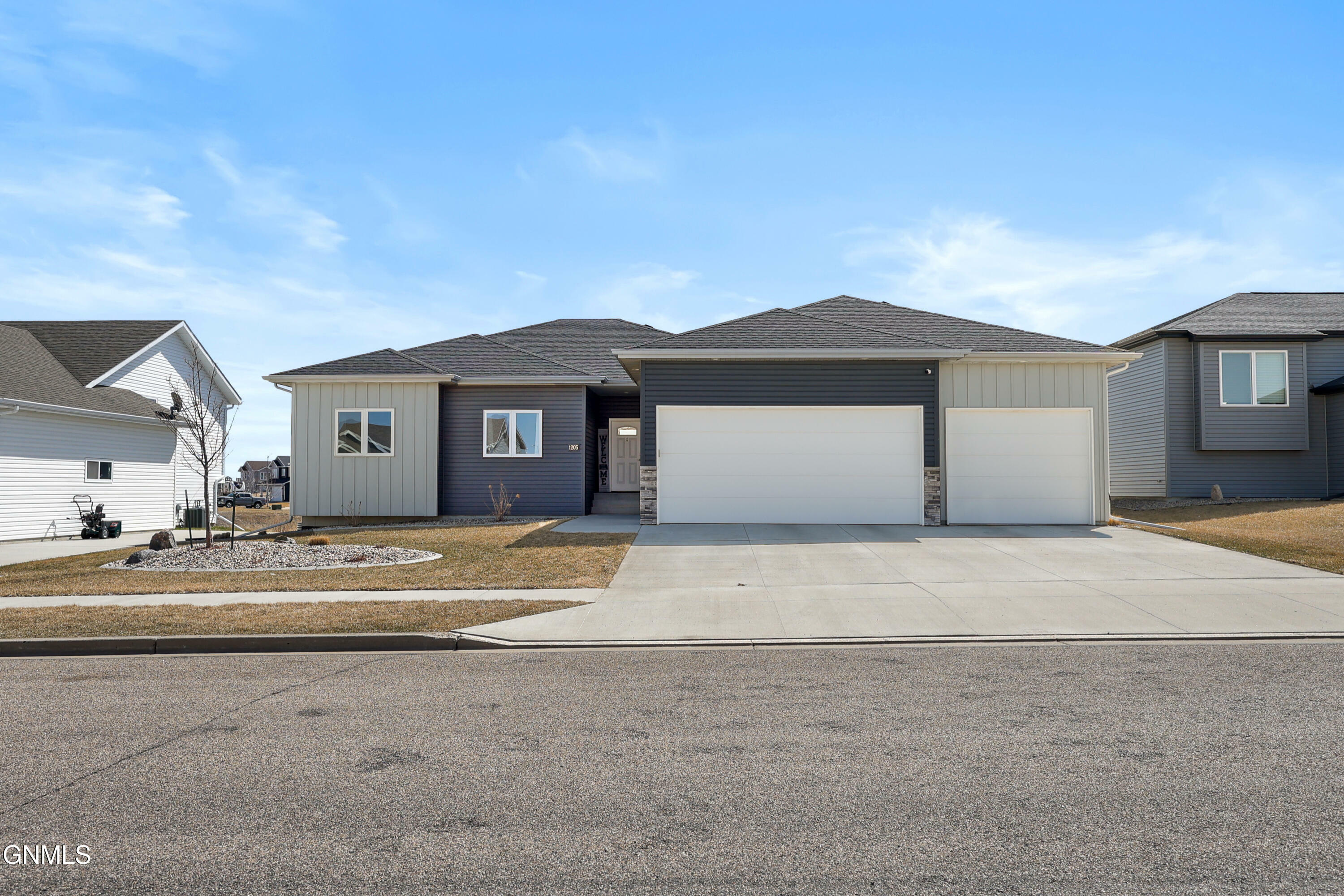 Property Photo: 1205 Shires Drive SE ND 58554