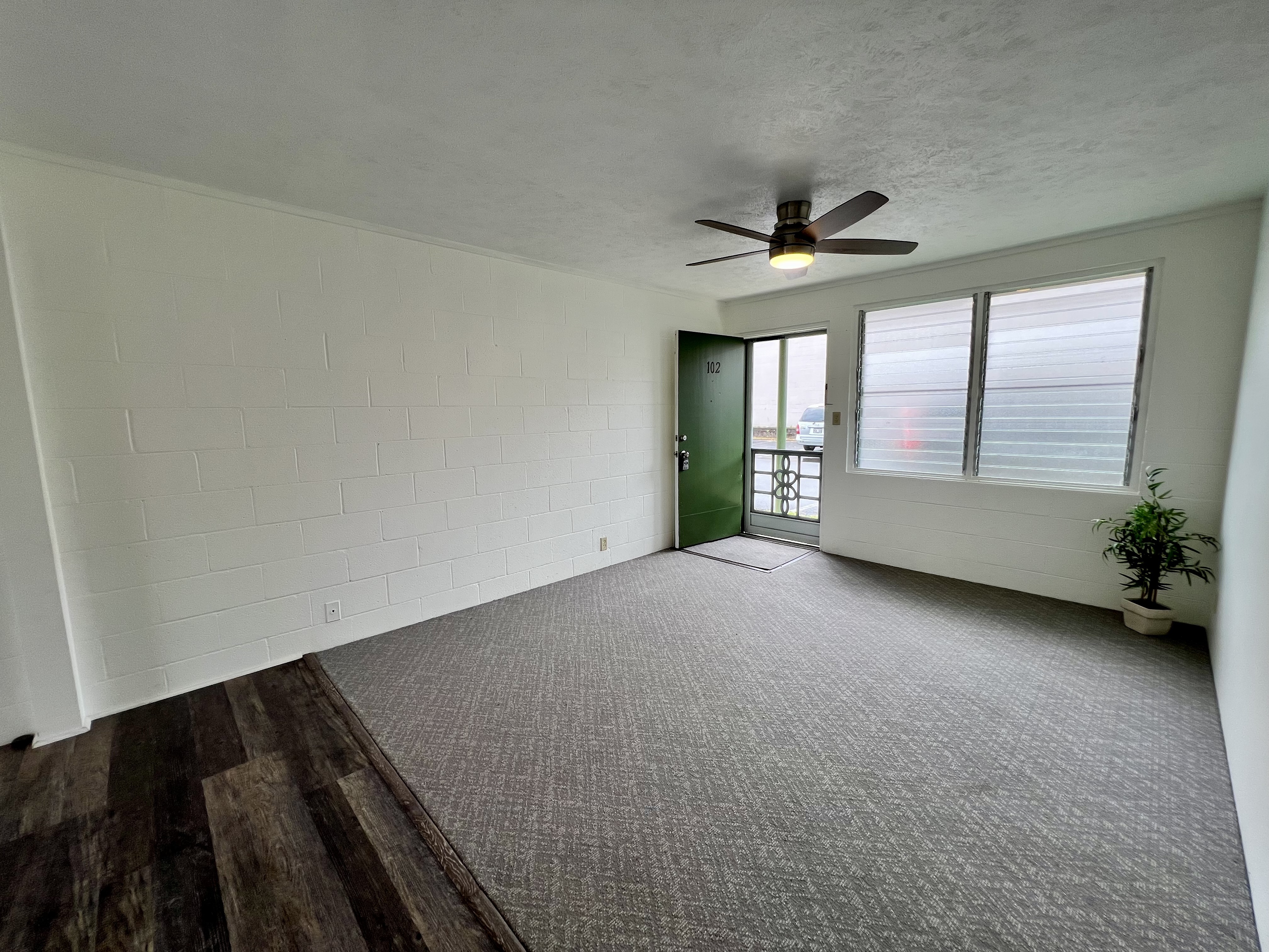 Property Photo: 464 Kalanikoa St 102 HI 96720