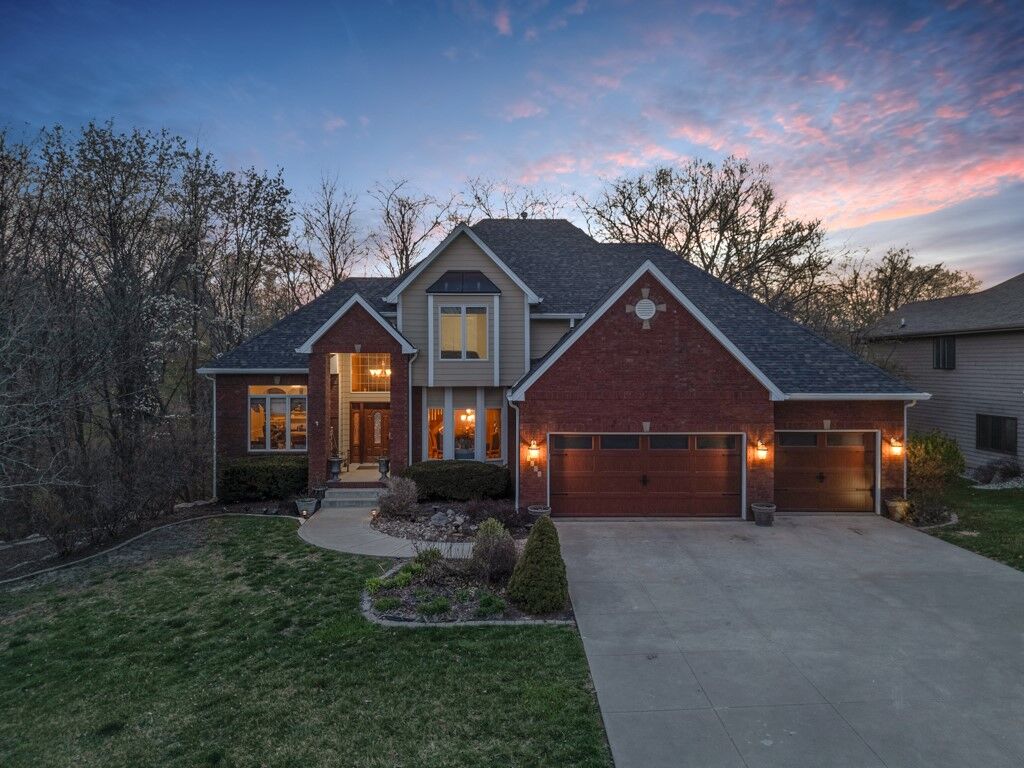 Property Photo:  1205 Tulip Tree Lane  IA 50266 