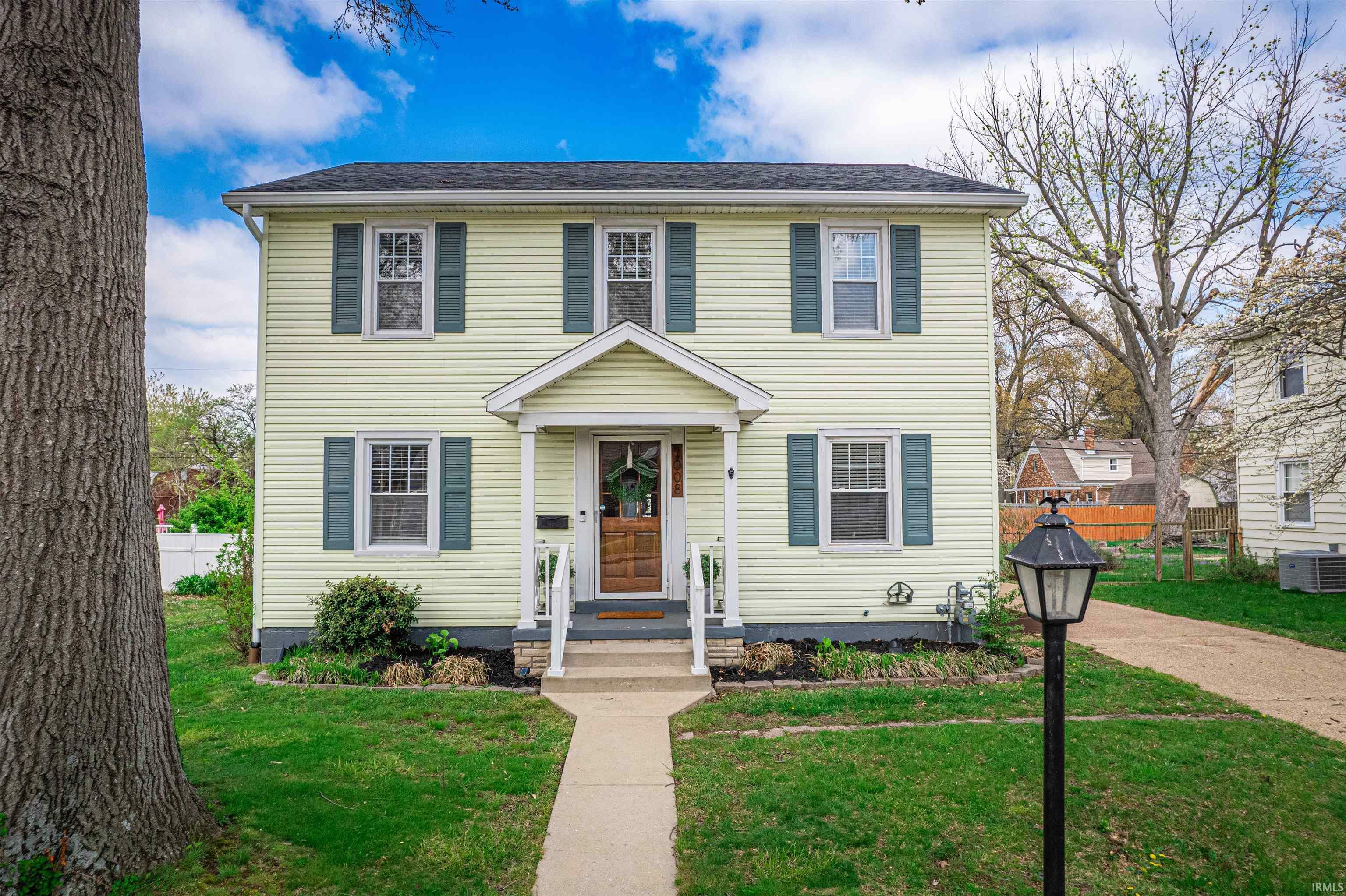 Property Photo: 3008 E. Oak Street IN 47714