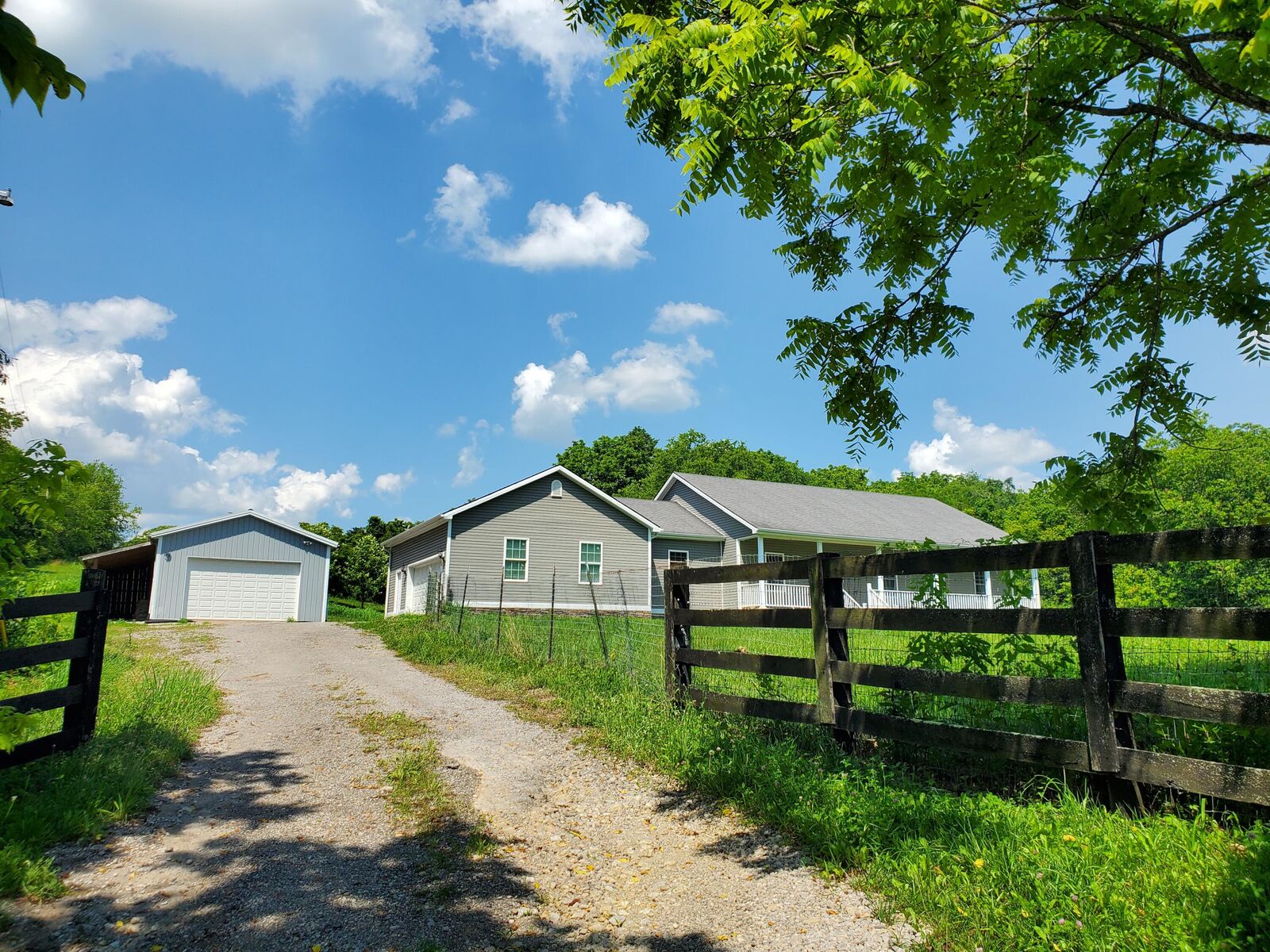 Property Photo:  1778 Elkin Station Road  KY 40391 