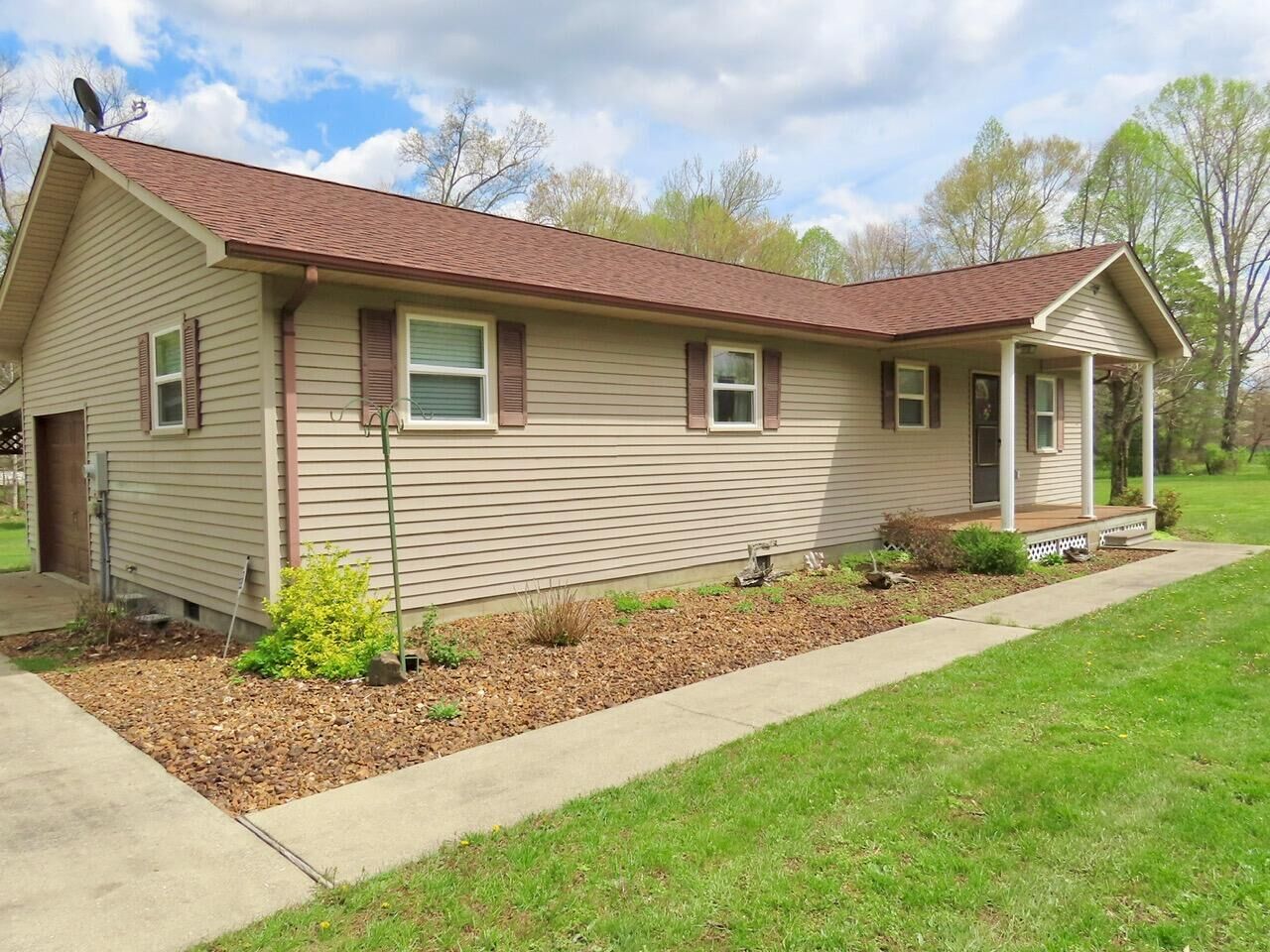 Property Photo: 1260 Watch Road KY 40701